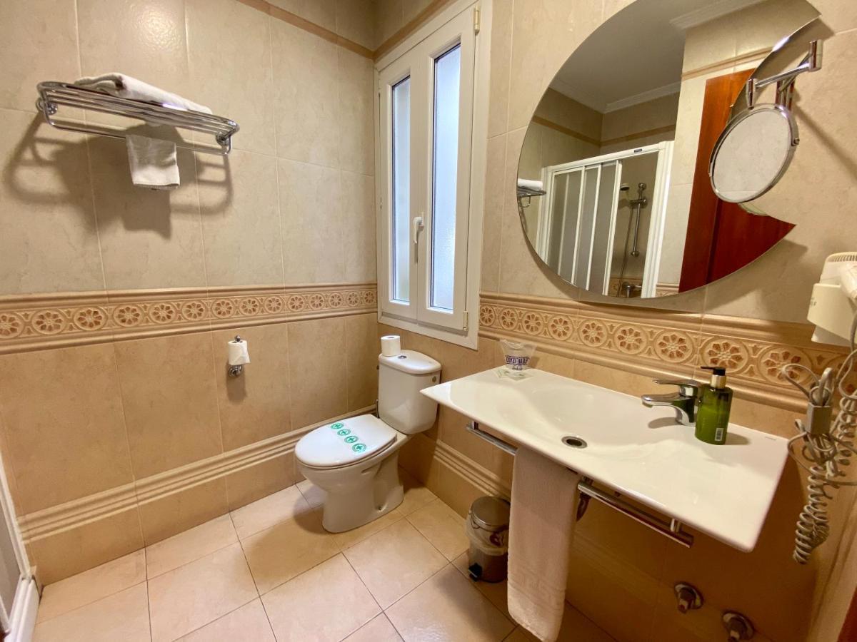 Hostal Bonavista Cervera  Dış mekan fotoğraf