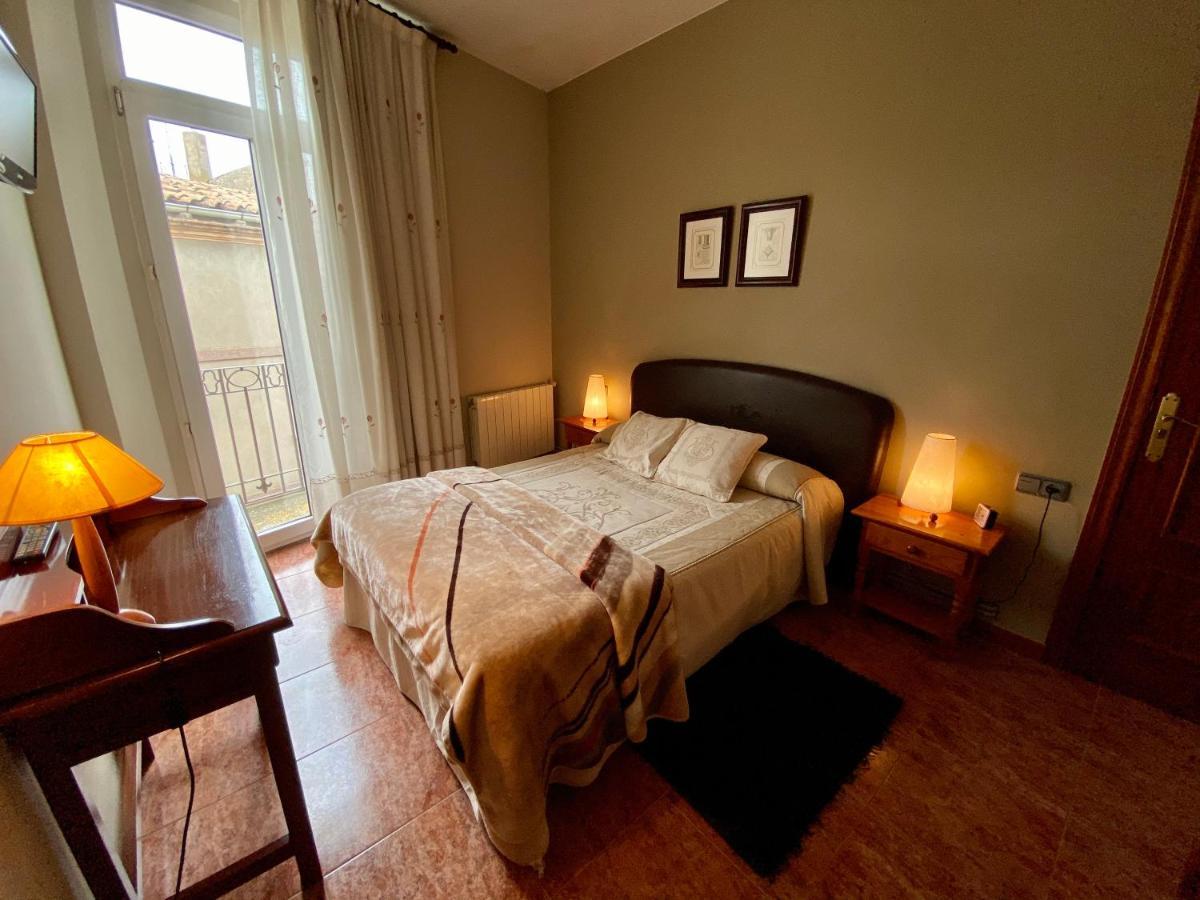 Hostal Bonavista Cervera  Dış mekan fotoğraf