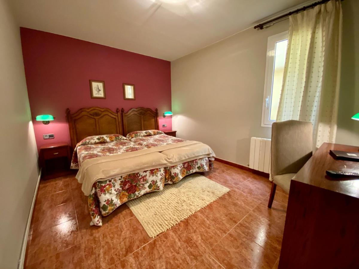 Hostal Bonavista Cervera  Dış mekan fotoğraf